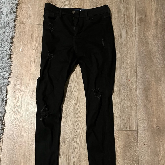 Long Ripped Jeans - Picture 2 of 5